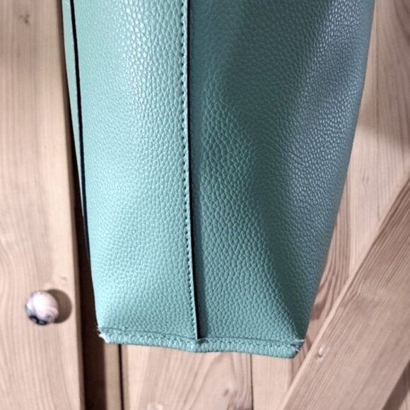 SOLD Hand Painted Upcycled Faux Leather Vegan Tote NWT Butterfly - Picture 6 of 16